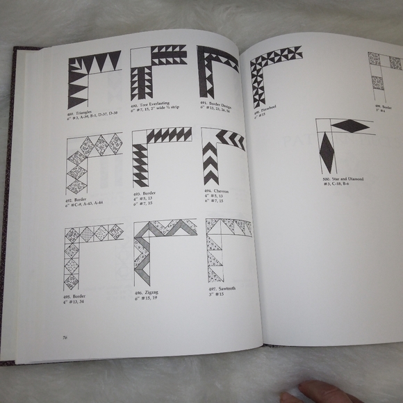 BOOK 500 Full Size Patchwork Patterns by Maggie Malone, hard cover - Picture 7 of 11